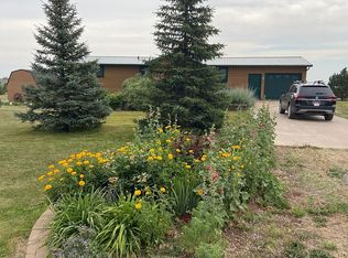 110 N Rockford Rd, Pierre, SD 57501