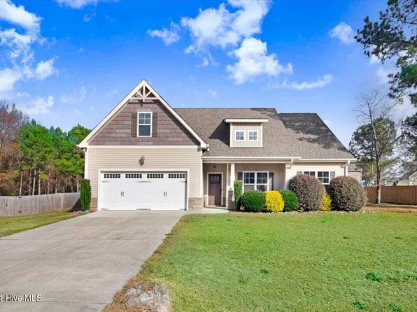 102 Stafford Drive, Pikeville, NC 27863