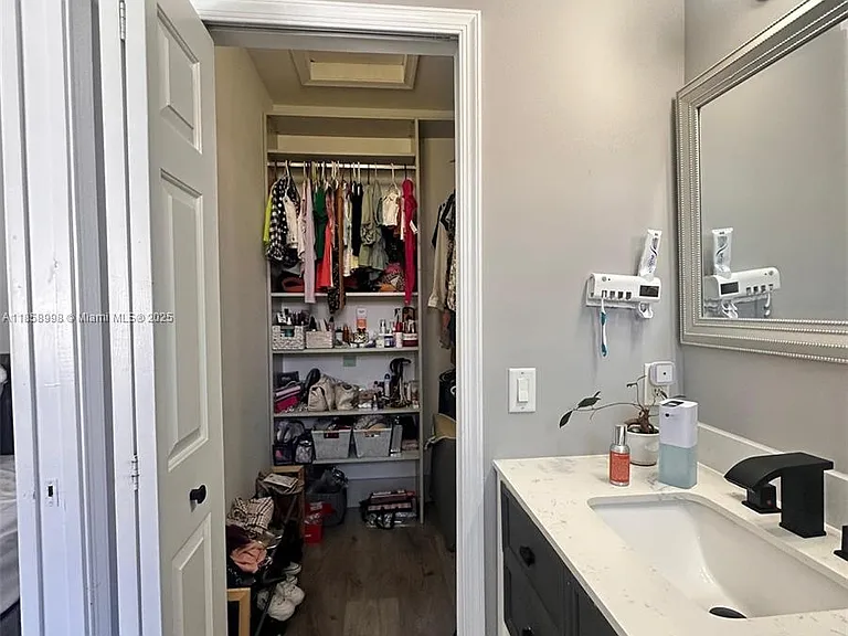 4226 SW 156th Ave — Photo 16