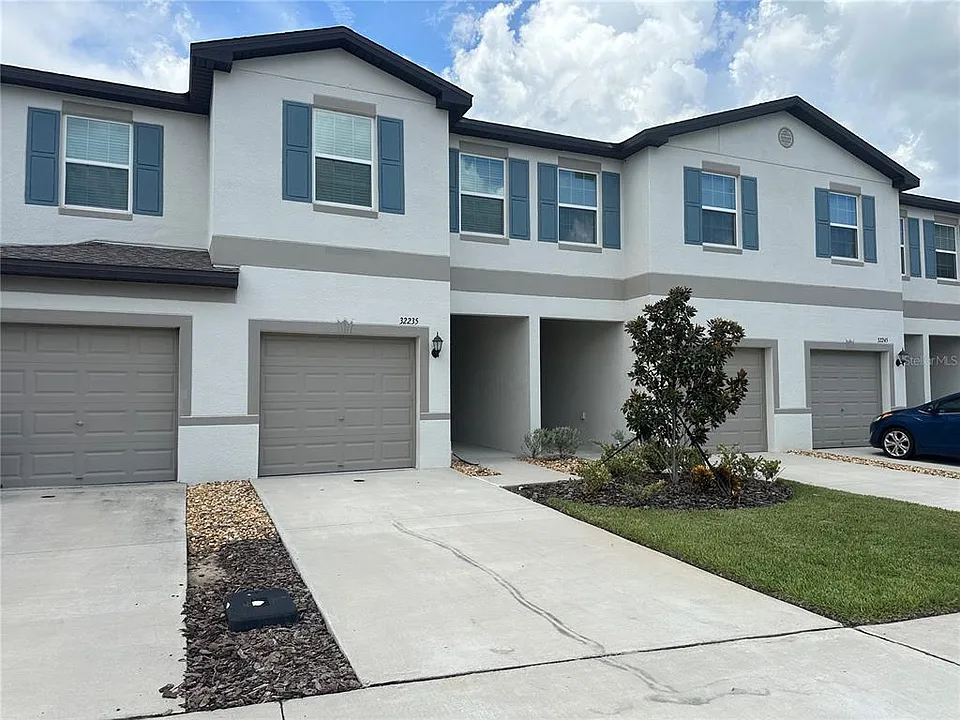 32235 Powderpuff Mimosa Dr