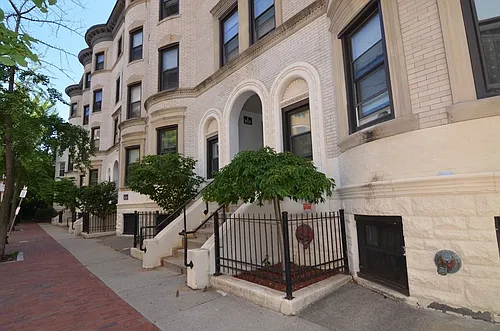 9 Blackwood St #21 Photo 1