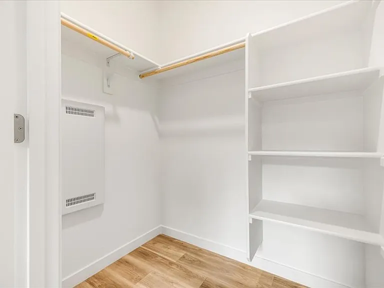 Hermoso View Apartments — Photo 43