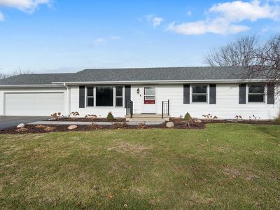 1204 Amber Dr, Oregon, IL, 61061