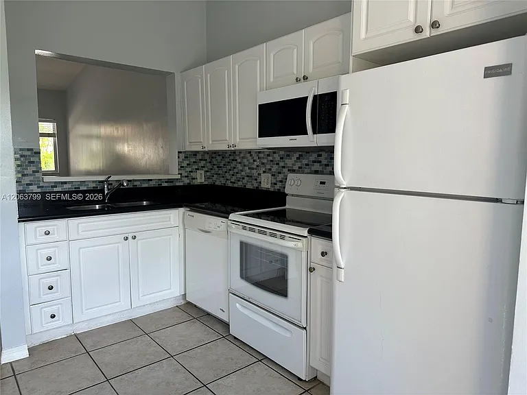 7830 NW 6th St #204 — Photo 13