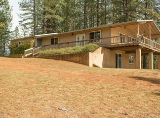 10461 Carrington Ln, Grass Valley, CA 95949