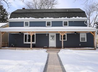 W65N711 Saint John Ave, Cedarburg, WI 53012