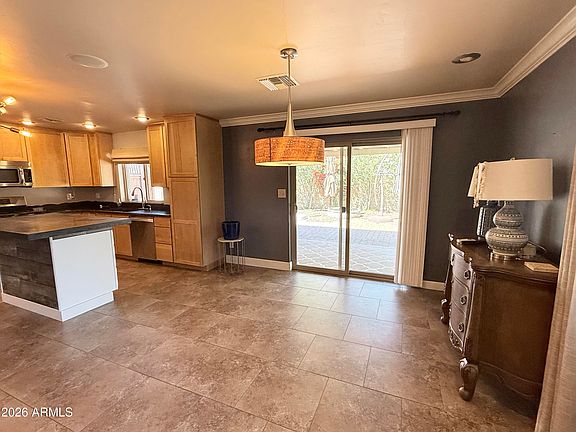 5th image of 3708 E WETHERSFIELD Road