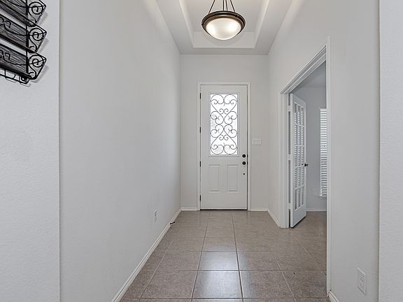 3rd image of 6541 Pecos Hill Ln