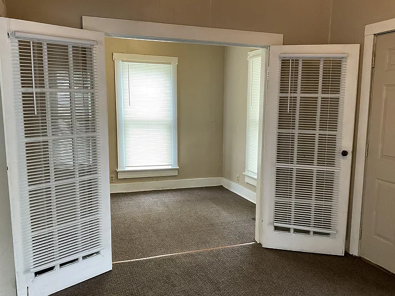 1807 Hale Ave — Photo 10