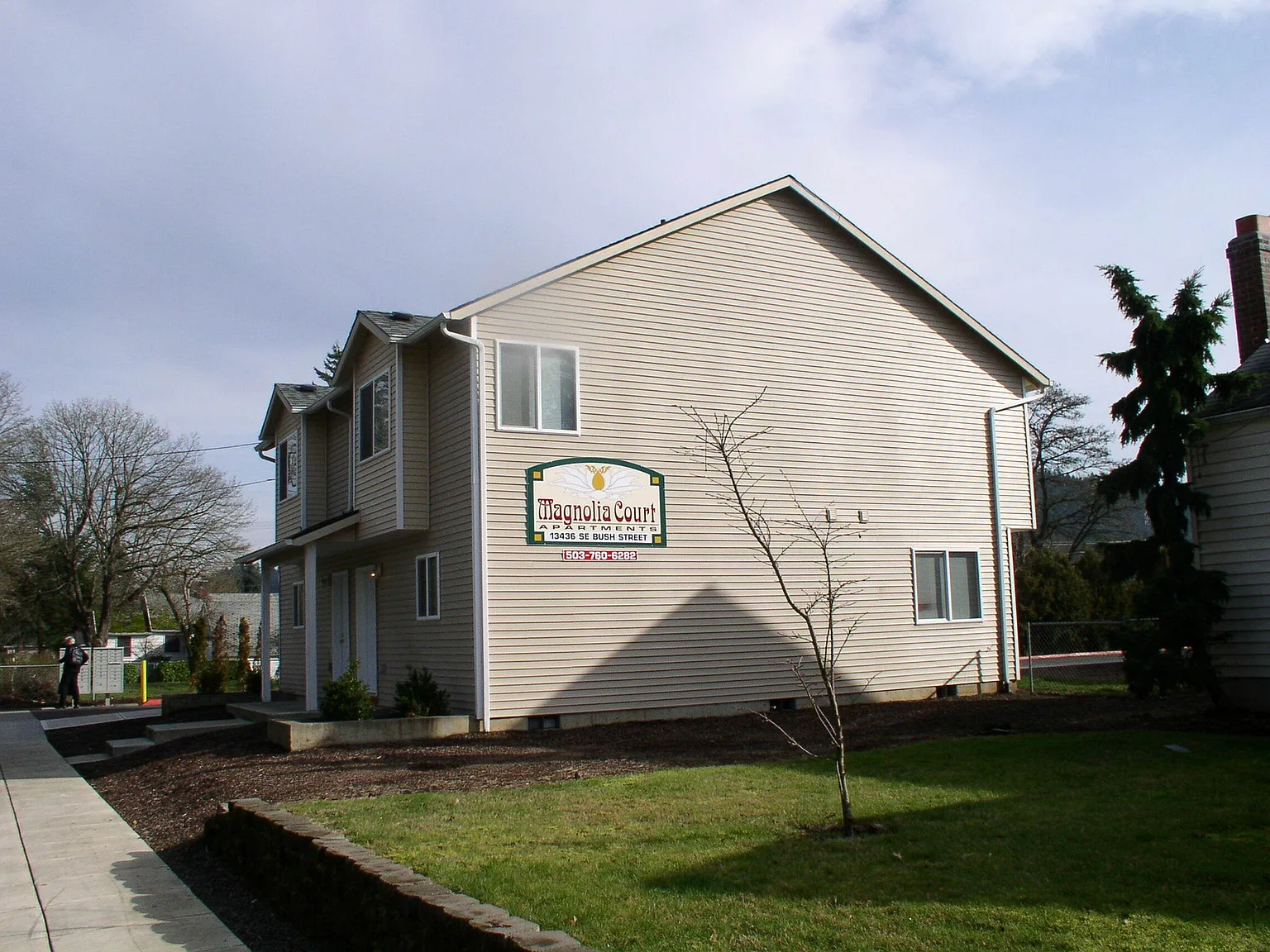 Magnolia Court — Photo 1