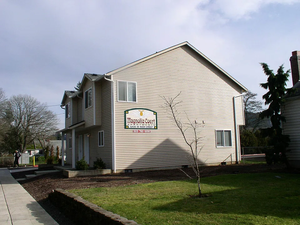 Magnolia Court