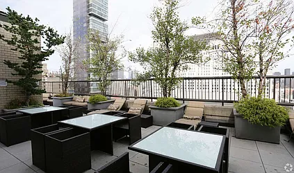 Rented by 280 Park Avenue South Realty