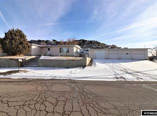 106 Community Park Dr, Rock Springs, WY 82901