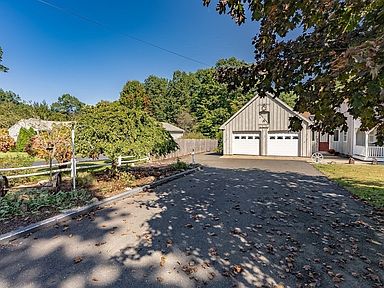 127 Birch Bluffs Dr, Westfield, MA 01085 | Zillow