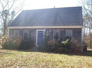 91 Strawberry Hill Rd, Centerville, MA 02632