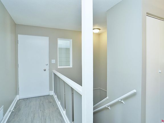 3rd image of 1011 Carlos Dr