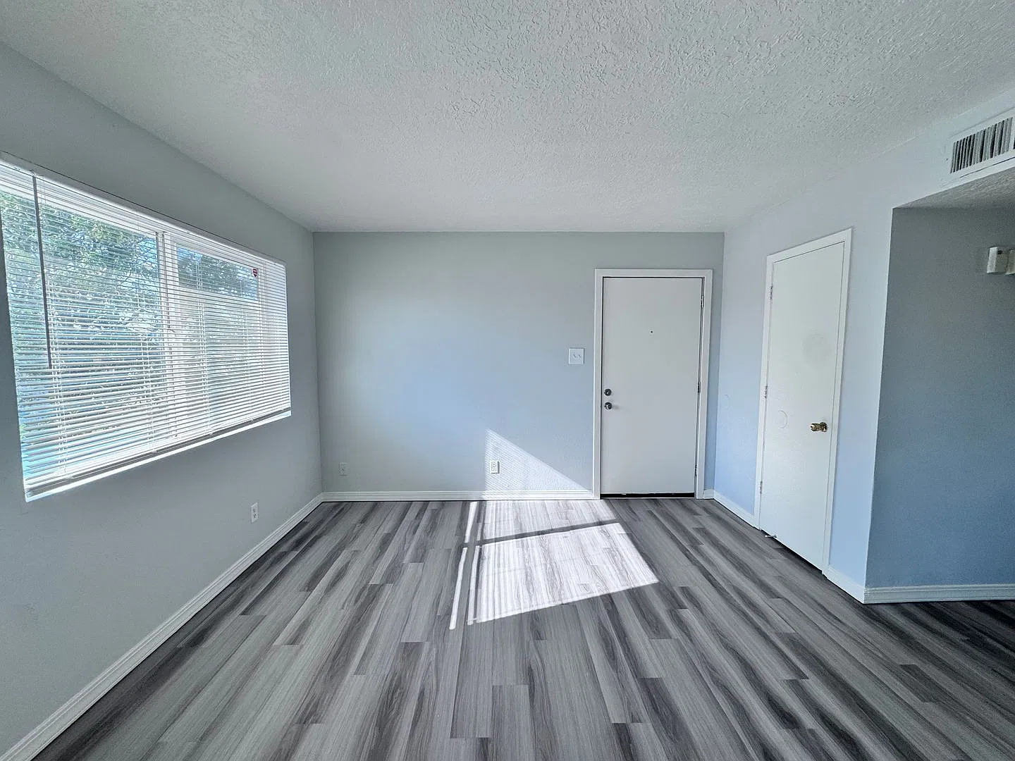 250 Village Dr (YDI) — Photo 3