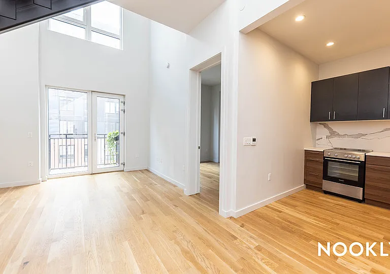45-57 Davis St #917 — Photo 3