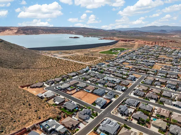 2830 S 3250 W, Hurricane, UT 84737