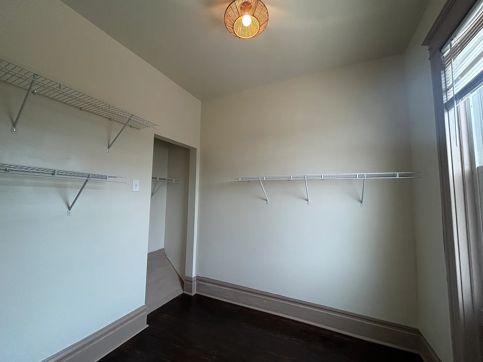 2 bed, 1100 sqft, $1,950 — Photo 4