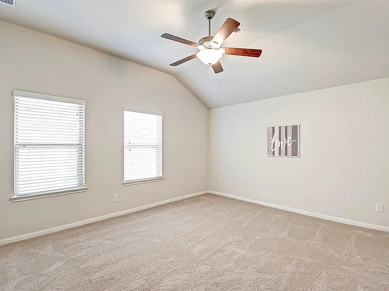 18802 Majestic Vista Ln — Photo 12