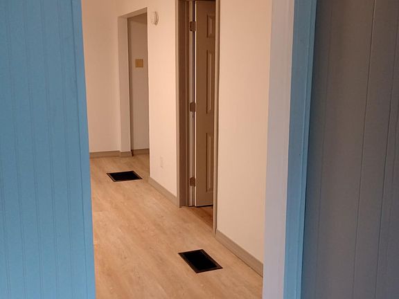 5th image of 732 W 6th St