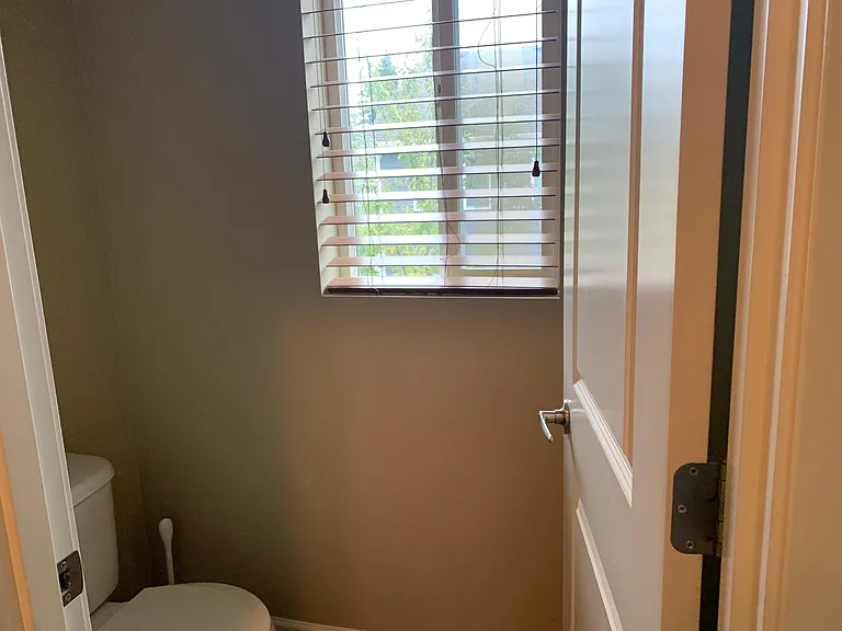 24515 SE 46th Ter — Photo 18