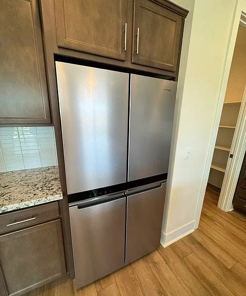 25074 Greythorne Dr — Photo 5