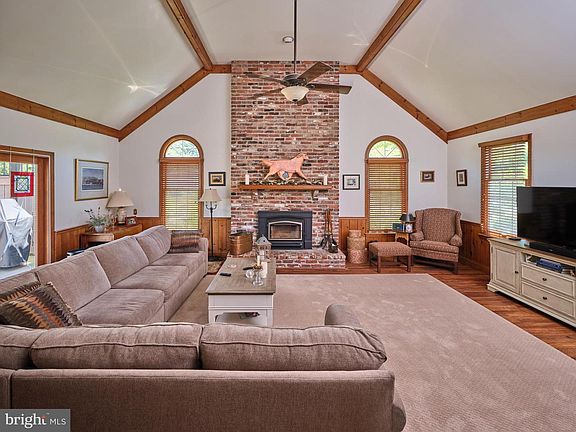 2nd image of 3155 Antler Dr