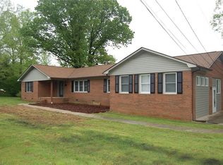 5817 Ridge Rd, Seagrove, NC 27341