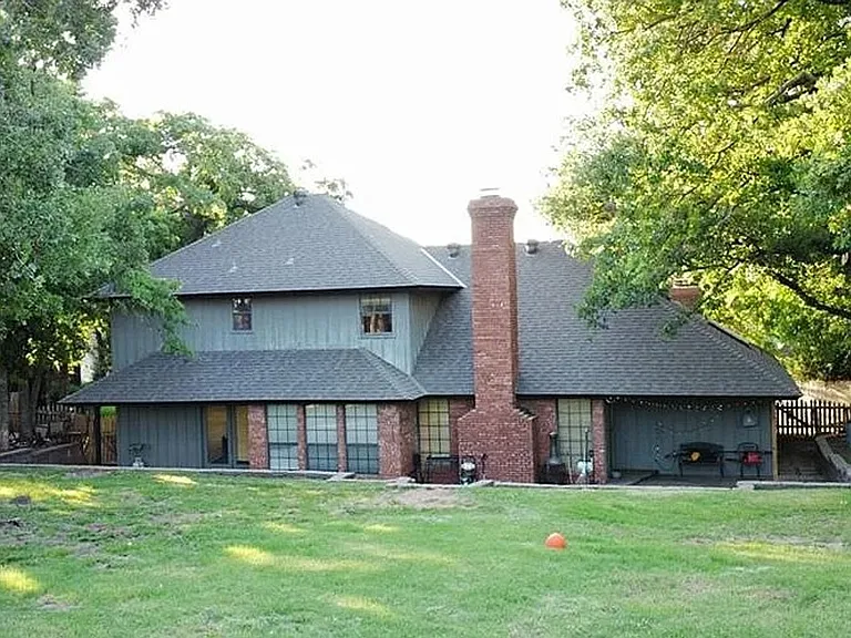 1408 Fox View Ct — Photo 27