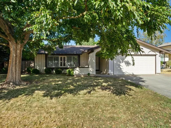 9235 Starina Way, Sacramento, CA 95826