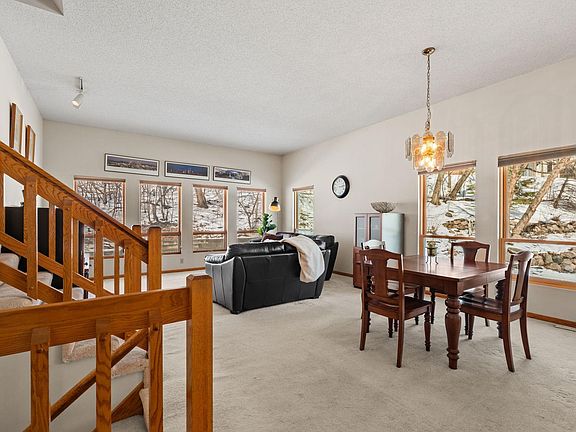 4th image of 8136 Dakota Ln