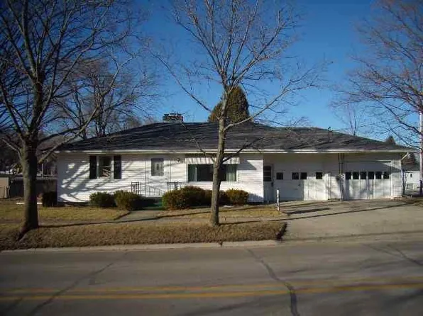107 E Felicity St, Angola, IN 46703