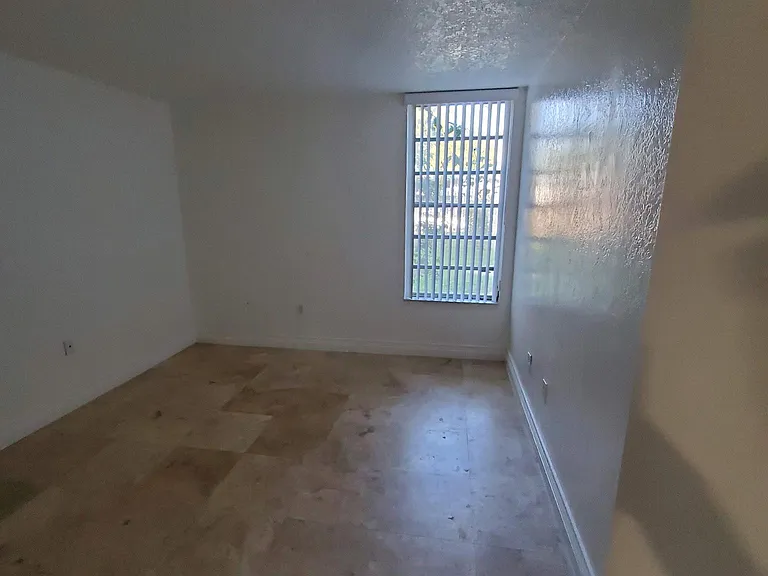 8850 Fontainebleau Blvd #103 — Photo 22