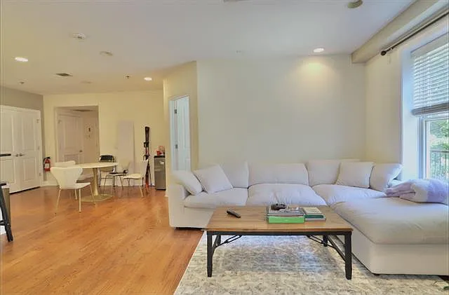 511 Jackson St #501 — Photo 13
