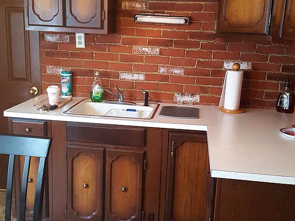 5th image of 1515 Atwood Ave #2