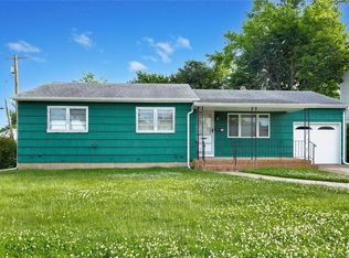 98 Lloyd Ave, North Babylon, NY 11703