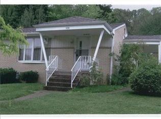 126 Woodlawn Ave, Cecil, PA 15321