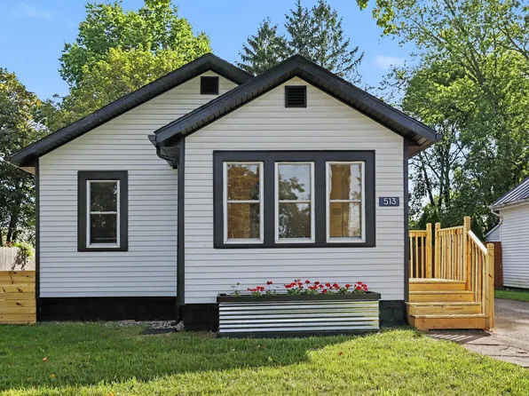 513 N 4th St, Sturgis, MI 49091