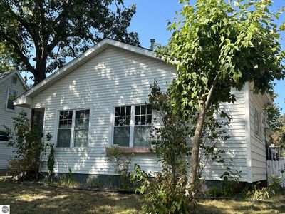 626-624 W 13th St, Traverse City, MI, 49684