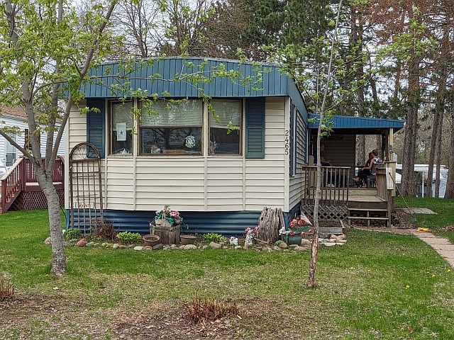 1st image of 2465 Bison Dr
