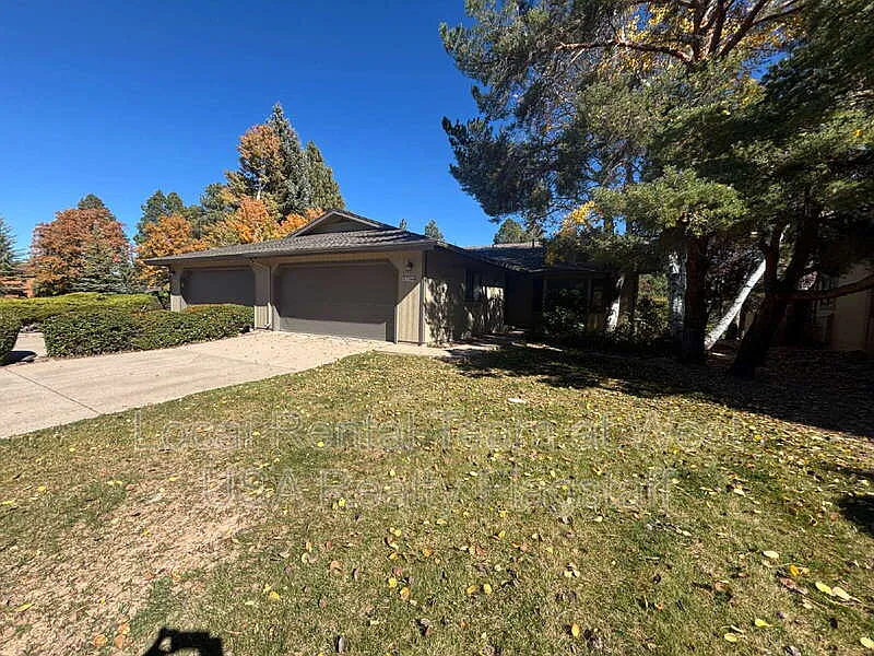 2340 N Plateau Dr
