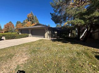2340 N Plateau Dr, Flagstaff, AZ 86004