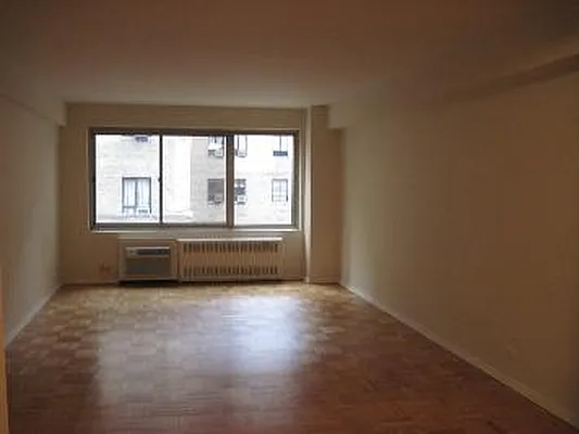 Rented by Corcoran | media 6