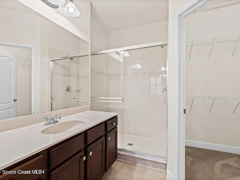 765 Ventura Dr — Photo 18