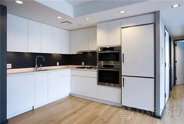 Rented by R New York | media 38