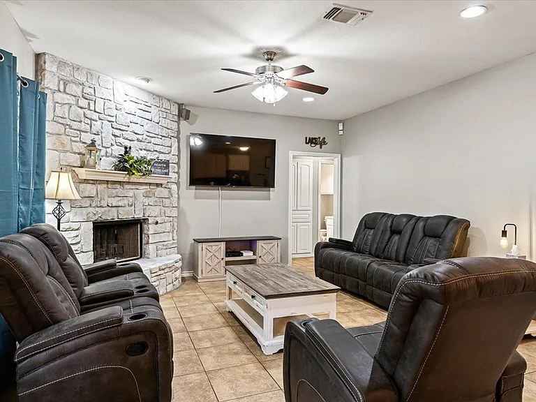 1609 Cheyenne Trl — Photo 6