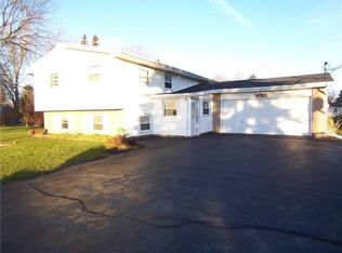 8053 State Street Rd, Batavia, NY 14020