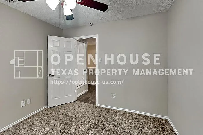 8708 Pedernales Trl — Photo 17